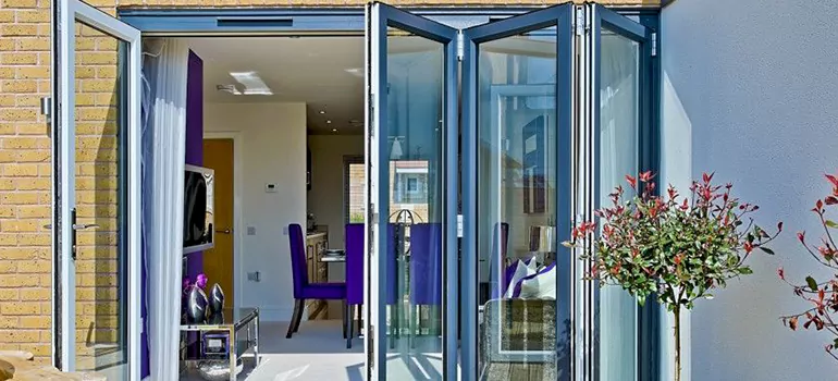 Commercial Door Glass Repair in Oakland, CA