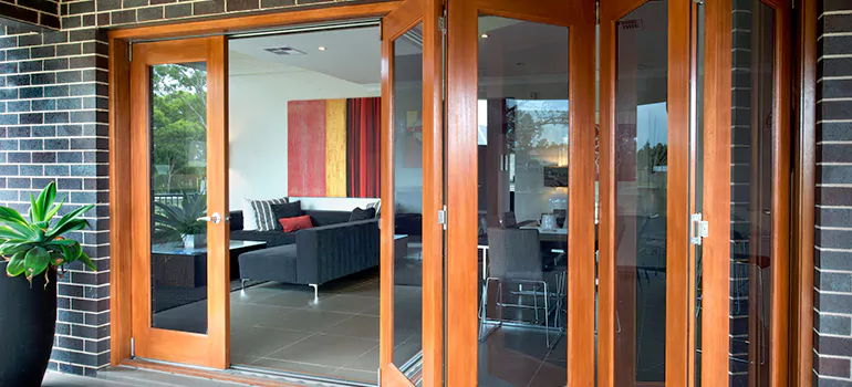 Folding Door Panel Repair in Oakland, CA